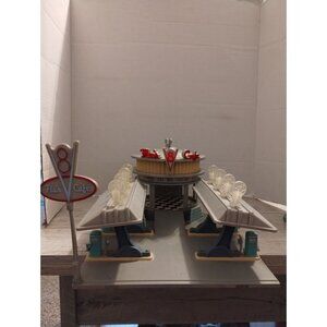 Disney Cars Flos V8 Cafe Playset With Gas Pumps & Light Fixtures 1:55 Scale Die-